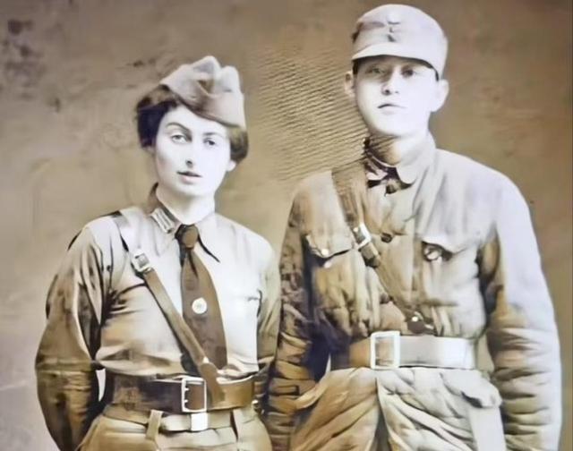 80年代，一位德国老奶奶在德国一家中餐馆结账时，问服务员是哪里人。服务员说是武汉