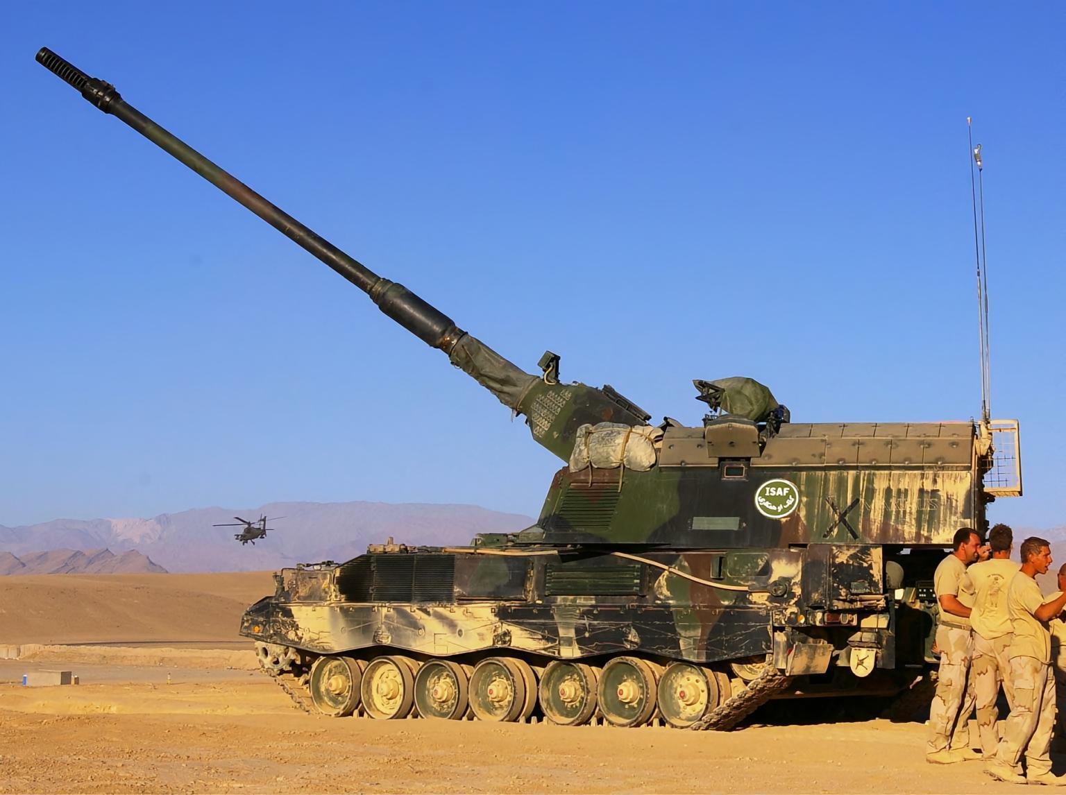 每天认识一件兵器 德国PzH 2000自行榴弹炮PzH 2000自行榴弹炮（Pz