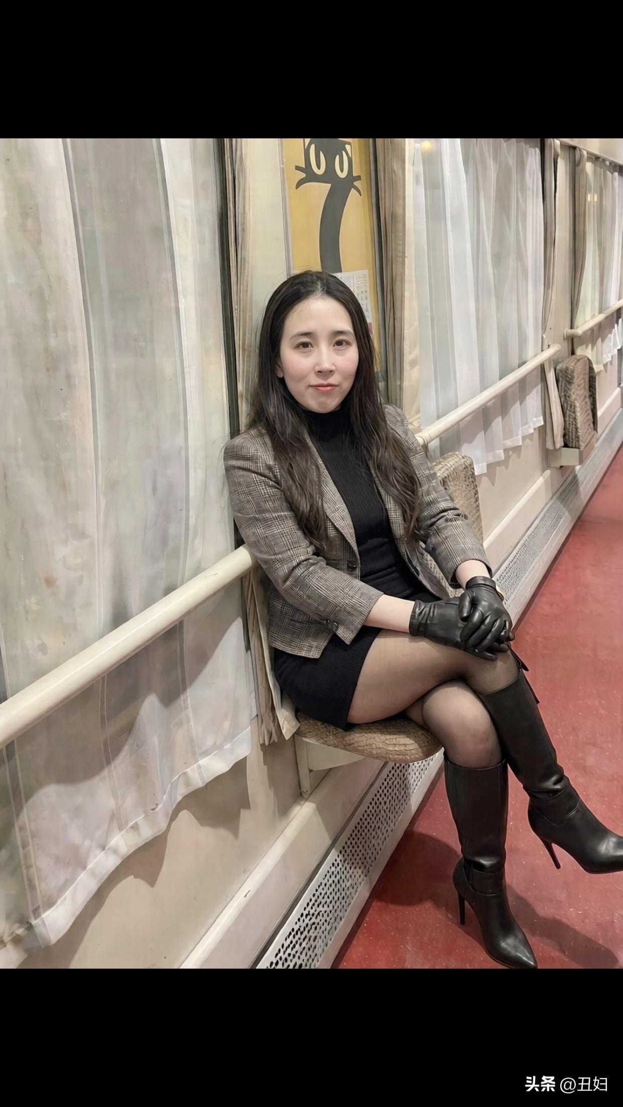 什么样的女性，最有味道自信的女性，她们身上散发着独特魅力。