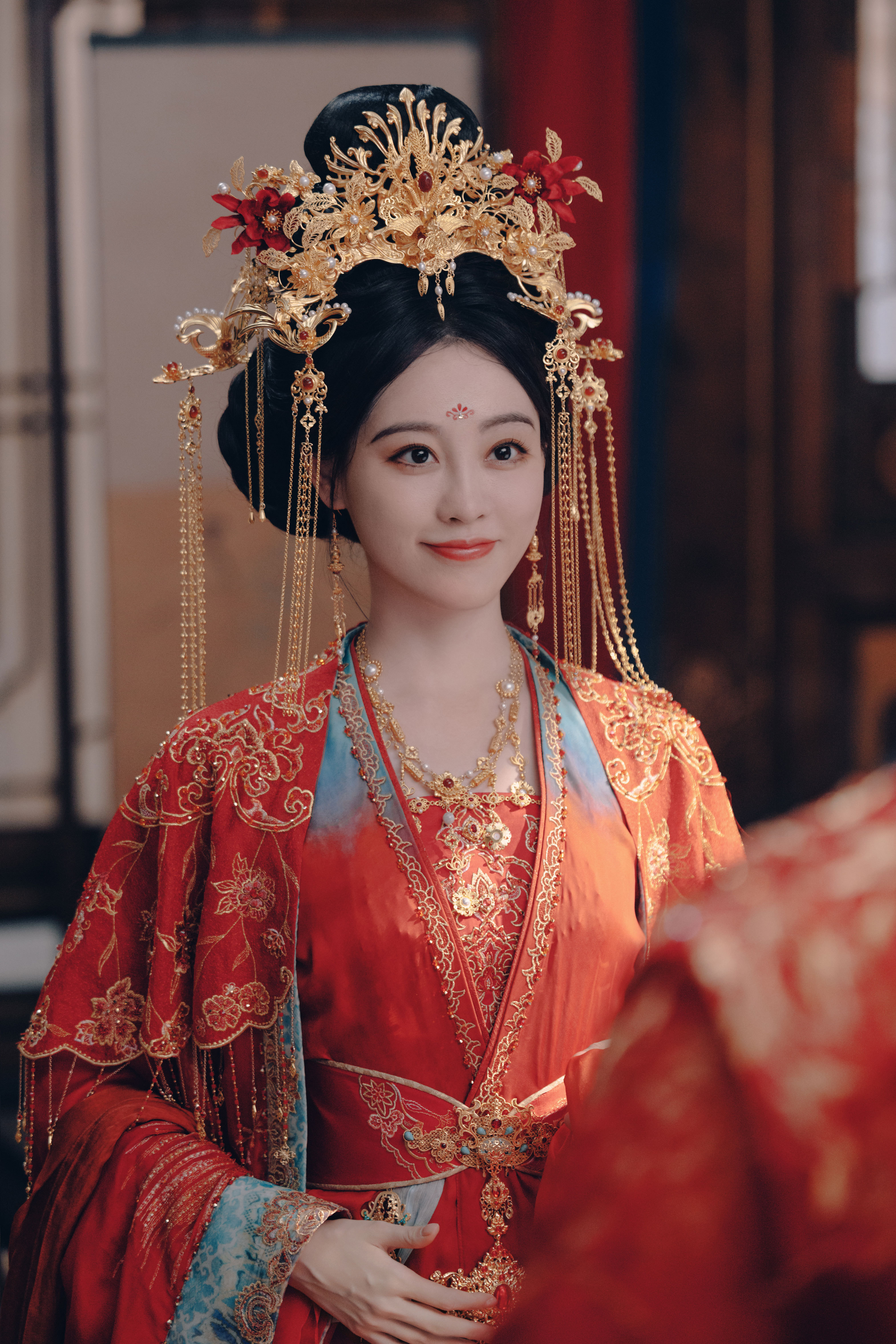 祝绪丹 《书卷一梦》宋一汀剧照-嫁衣衣服挺美[拜托][拜托][拜托]发型挺怪[皱