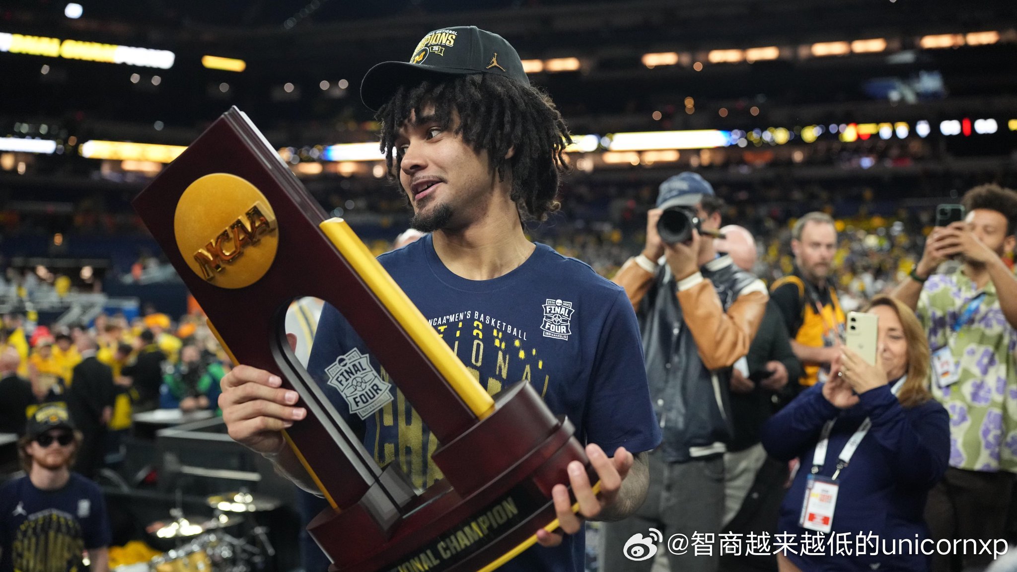 官方的G联赛联合试训名单中并没有Elliot Cadeau的名字，他已经退出今年