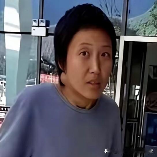 最近网上这瓜吃得人眼花缭乱！网友们本来随便扒扒，没想到顺藤摸瓜直接摸到国际汽联去