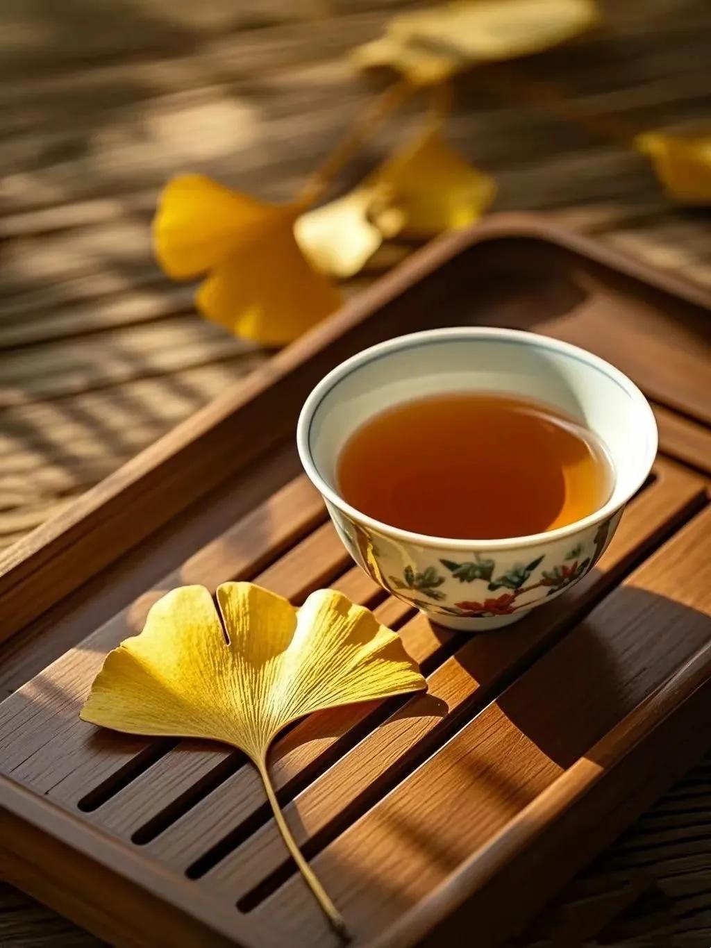 亲写的文章没有刻意修饰，都是实实在在的生活，读来真实又触动人心，让人感受到生活中