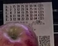 99倍哥的22倍票和1848大复式继续现身，这次蓝球单挑14倒是出乎意料，之前连