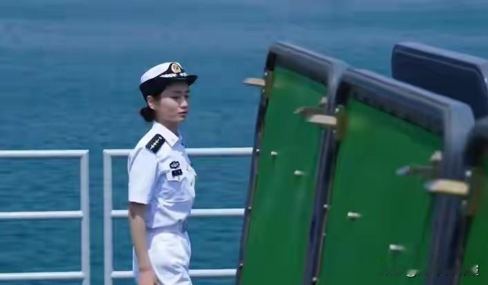 福建舰补齐作战短板，海军官宣：055大驱“射程之内，没有远洋”