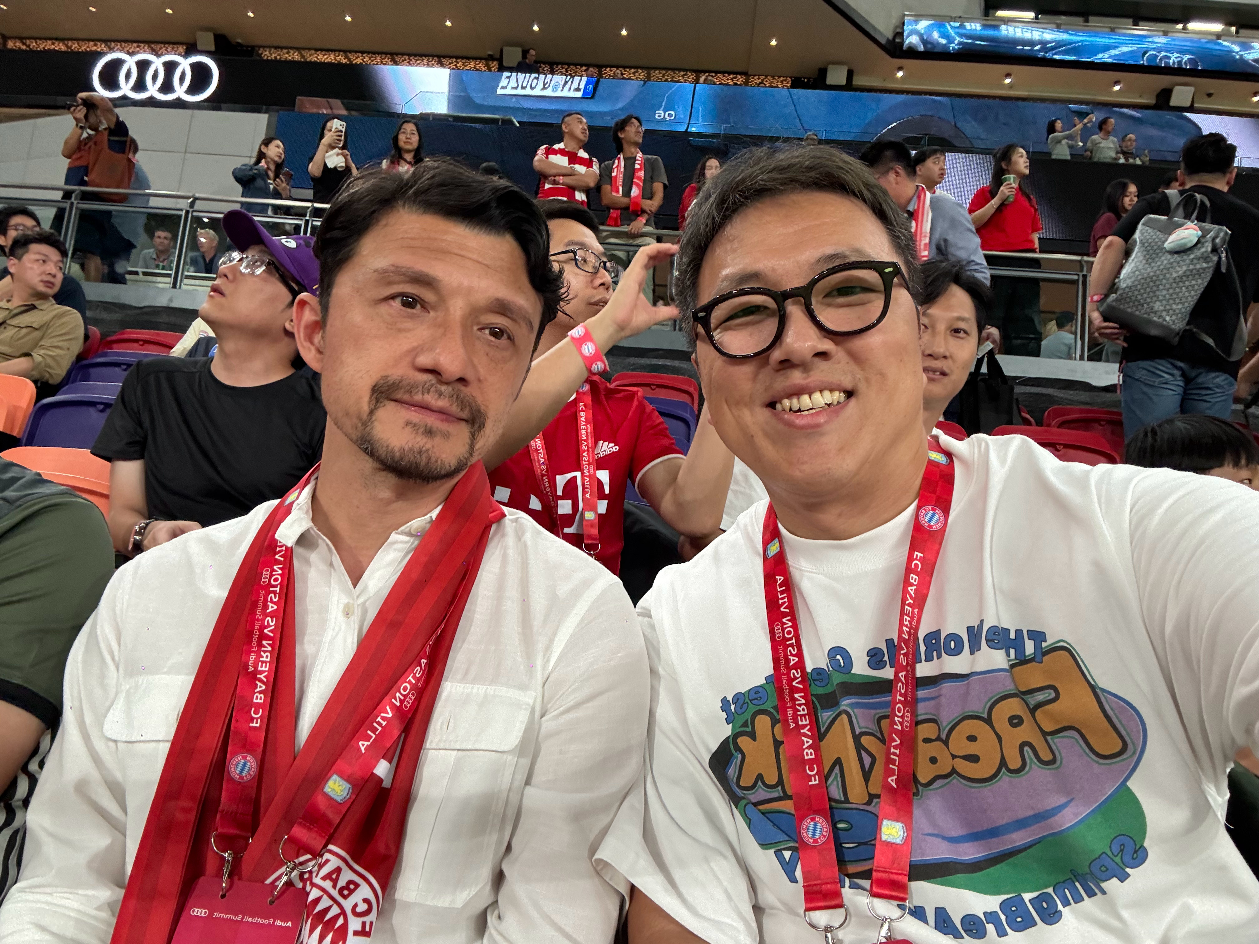 今天和谢指导一起看球李楠说道李楠说道拜仁慕尼黑 香港·启德主场馆