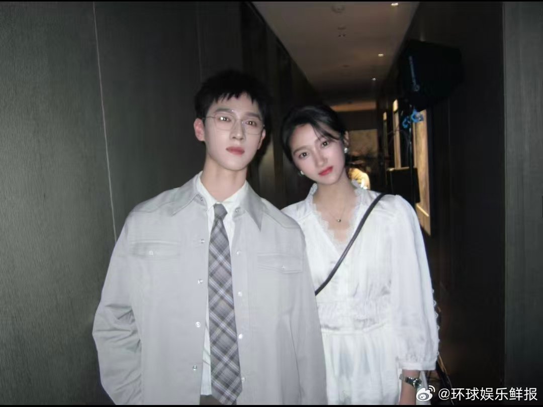 李昀锐把关晓彤举起来了 李昀锐男友力 被这期预告狠狠圈粉，李昀锐展现超强身体素质