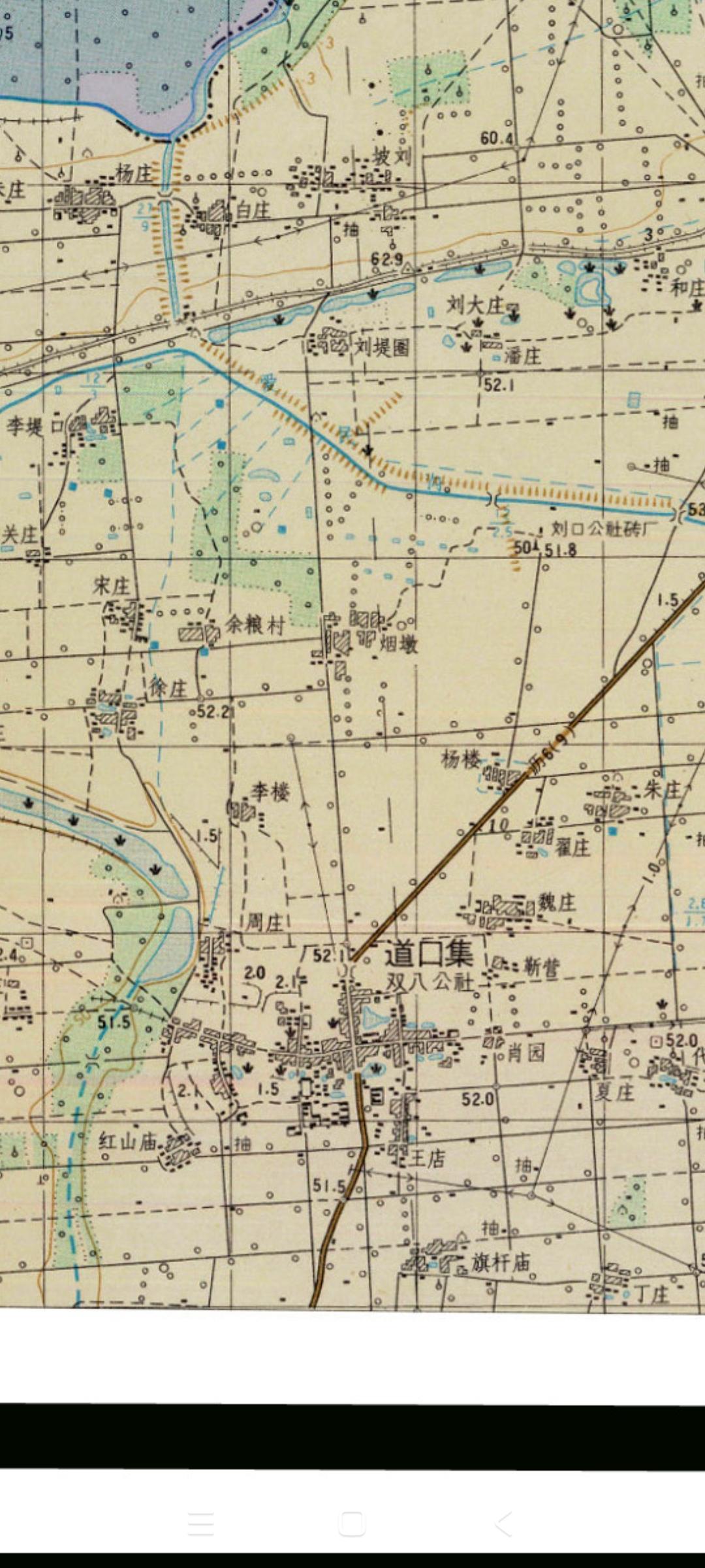 商丘市梁园区双八村
1958年8月8日下午，毛主席来到示范区中州街道办事处双八村