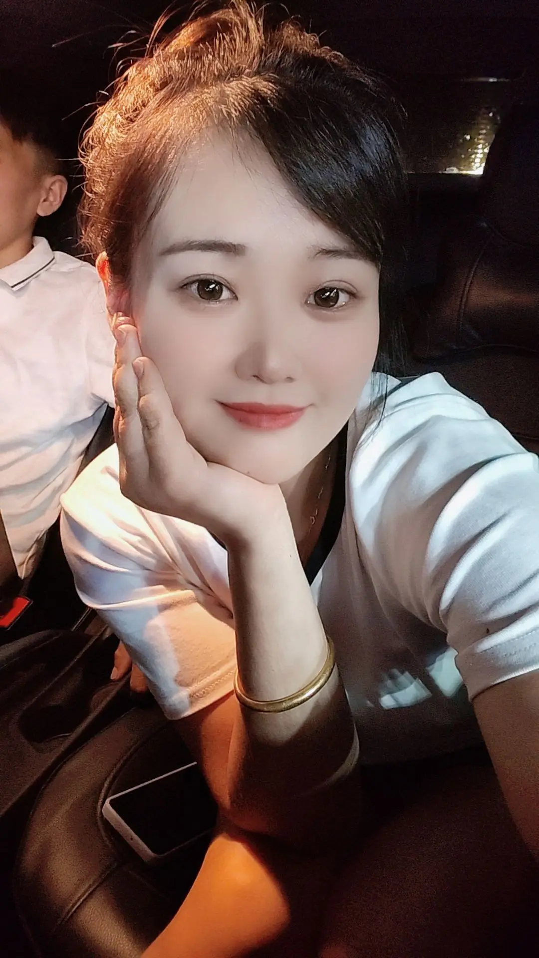 其实别人并不想看到你们夫妻同心，别人都想看你们笑话，你们夫妻同心了，日...