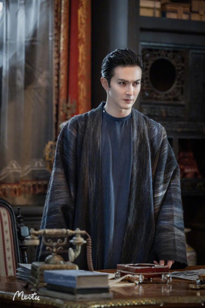 #高伟光试下冰雪妆#没想心动的，但是这样的高伟光是不是有点过于帅气了？尤其是看到