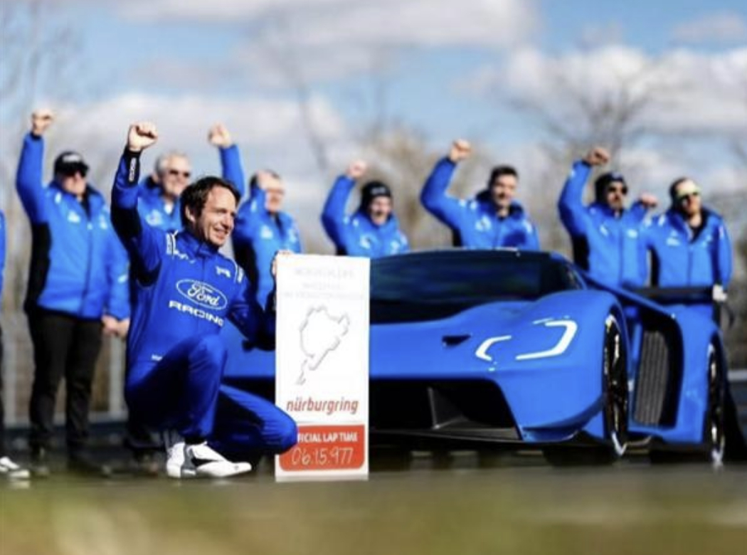 福特GT MK Ⅳ以6分15秒977的成绩，在纽北来到总榜第三，仅次于大众ID.