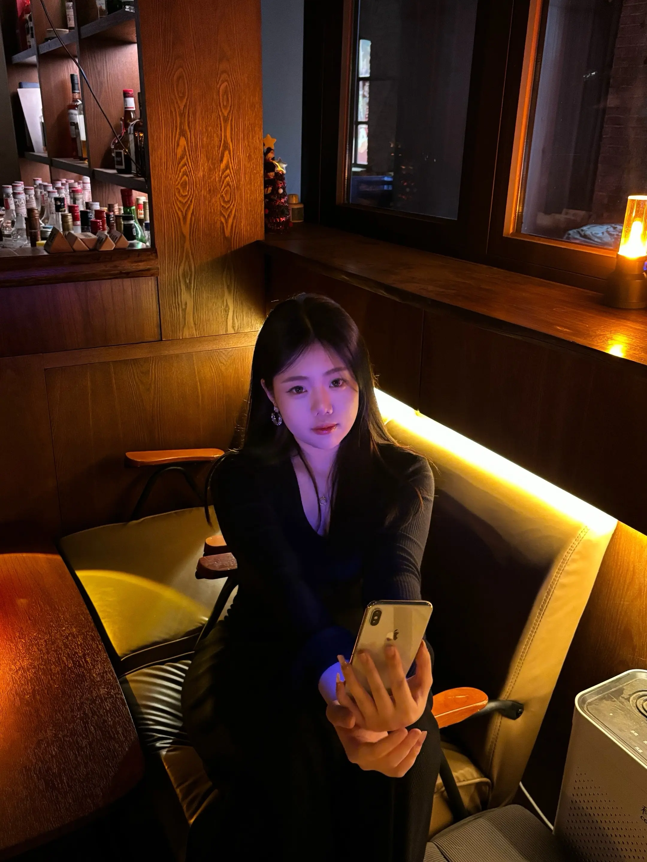 我贪婪地向你要爱 要钱 要陪伴 要一切 你却笑眯眯的双手奉上 夸我好可爱