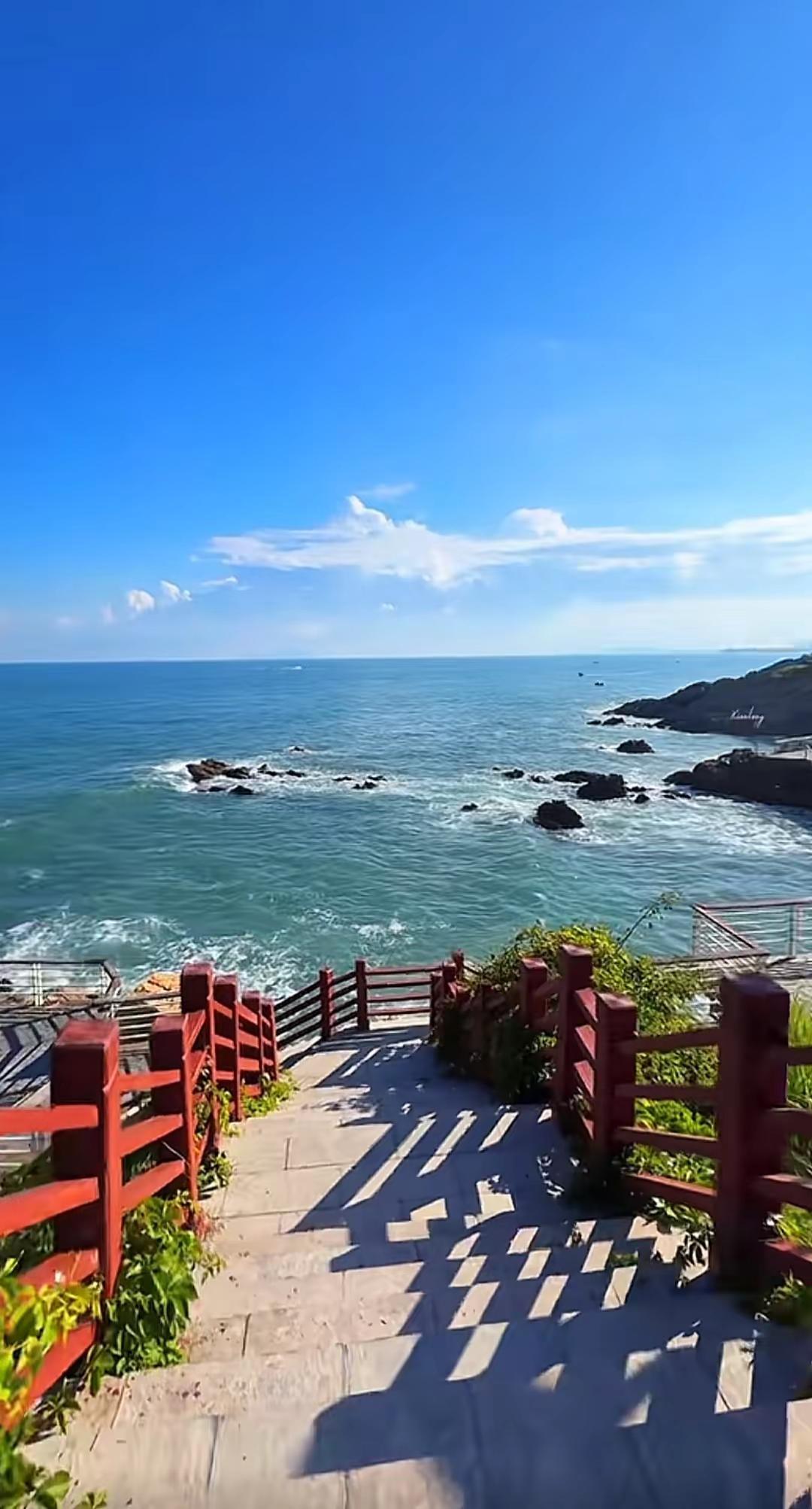 最美海岸线 ，蓝天白云，心旷神怡。一切都好👌🏻