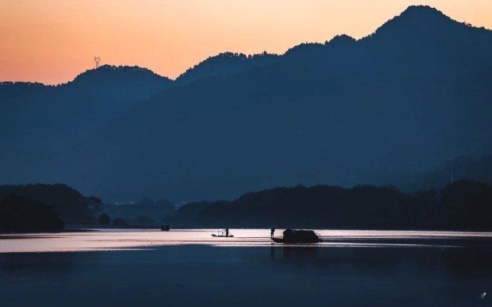 红楼一梦，皆是事与愿违·默斋主人原创文化哲理散文——读《红楼》至“白茫茫大地真干