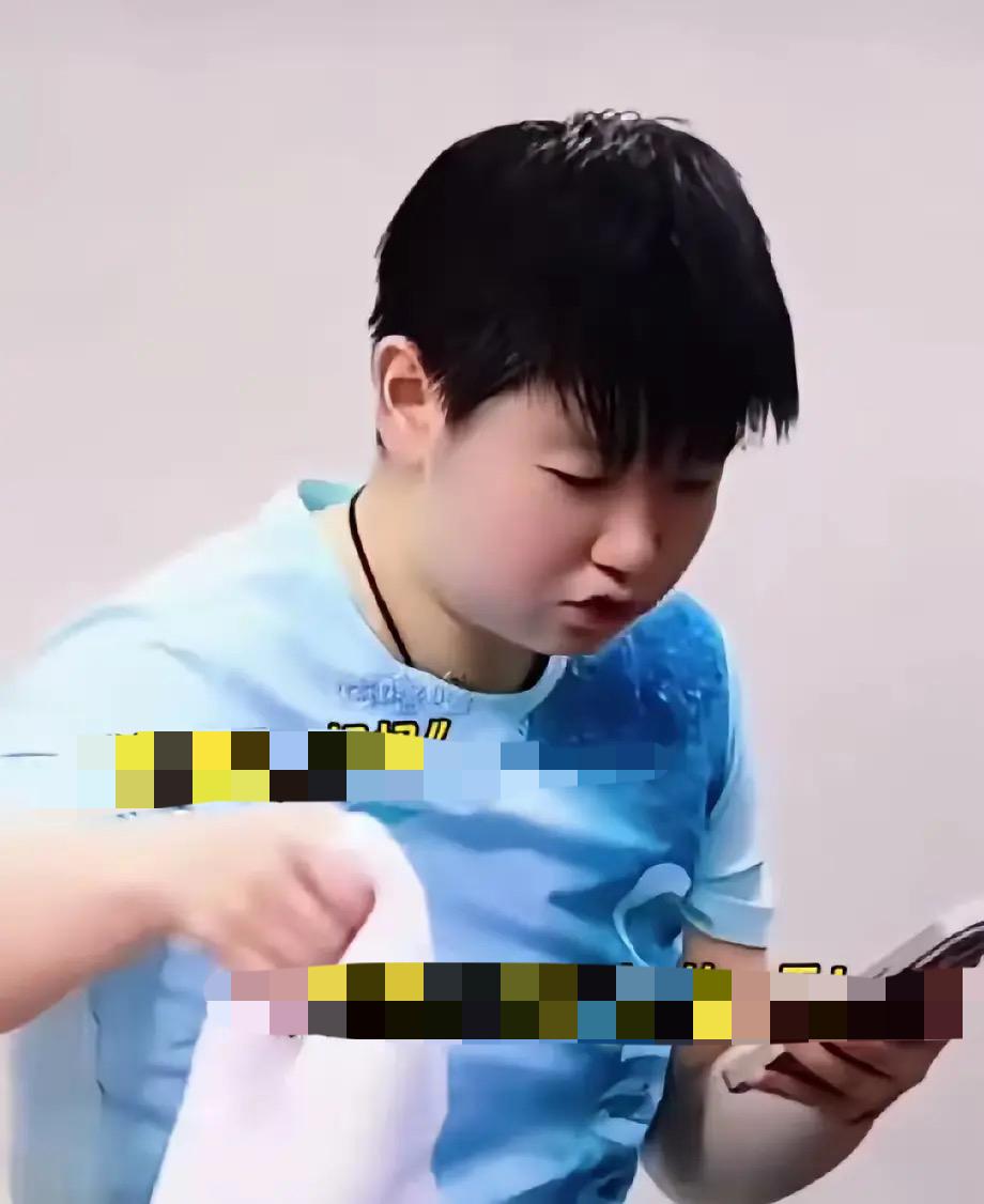 伦敦世乒赛决赛后，莎莎又给妈妈打电话报平安了，这是习惯，每当大赛结束她都会报告一