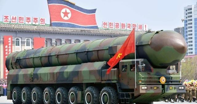 这边中东刚说要和谈，那边朝鲜又动手了！据韩联社4月8日报道，朝鲜今天向东部海域发