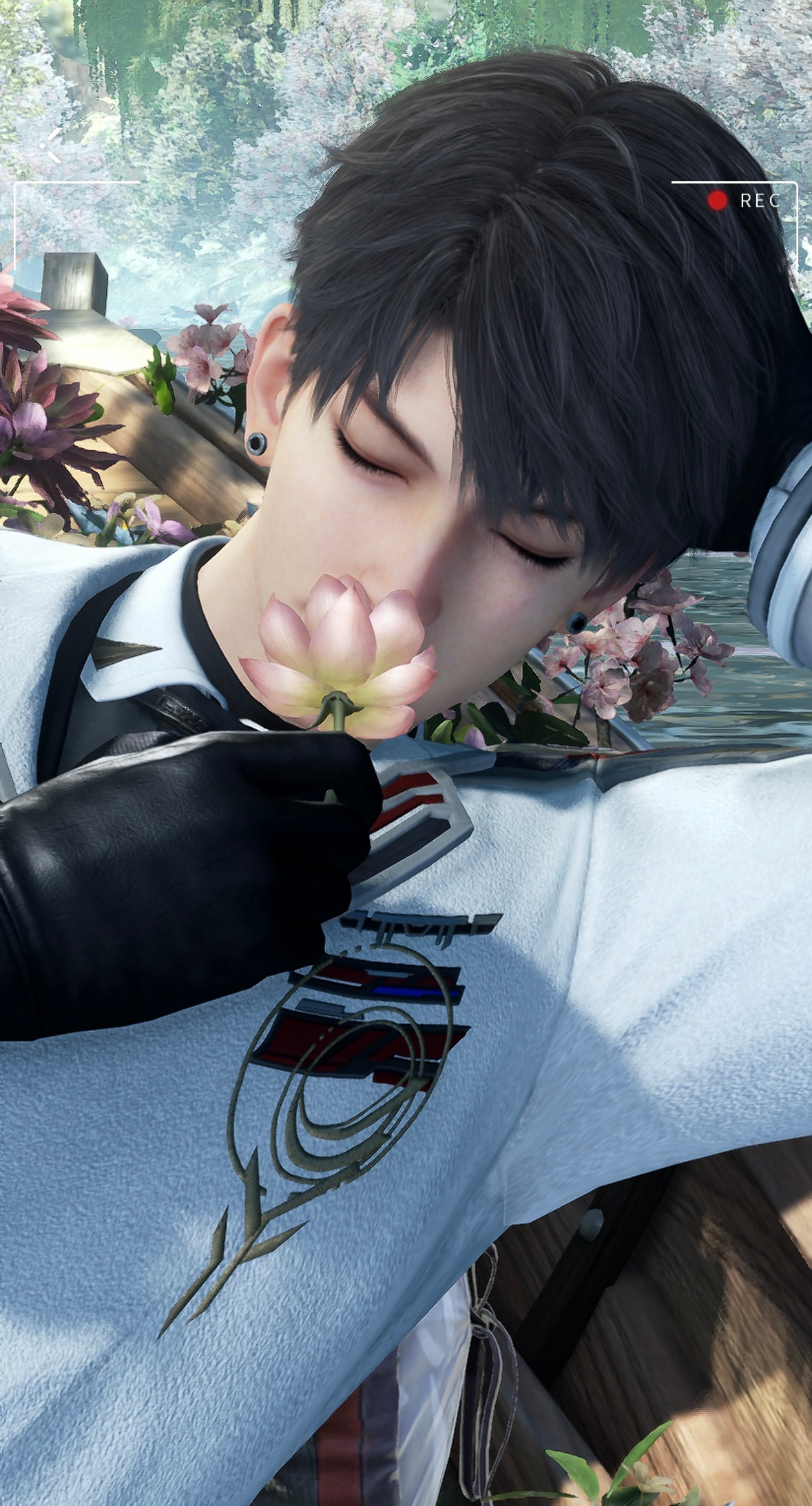 本来有点困想玩儿十分钟睡觉，结果越看越好看，给我帅的睡意全无 