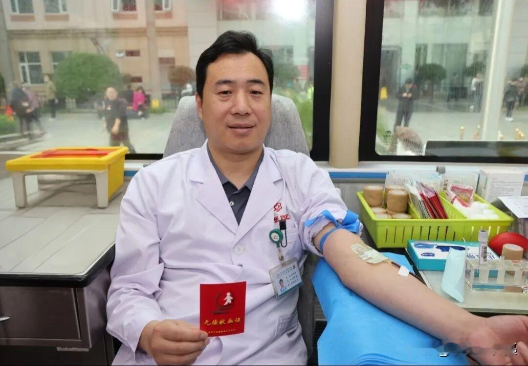 近日，河北医科大学第四医院联合相关部门在医院院内开展大型无偿献血活动，作为石家庄