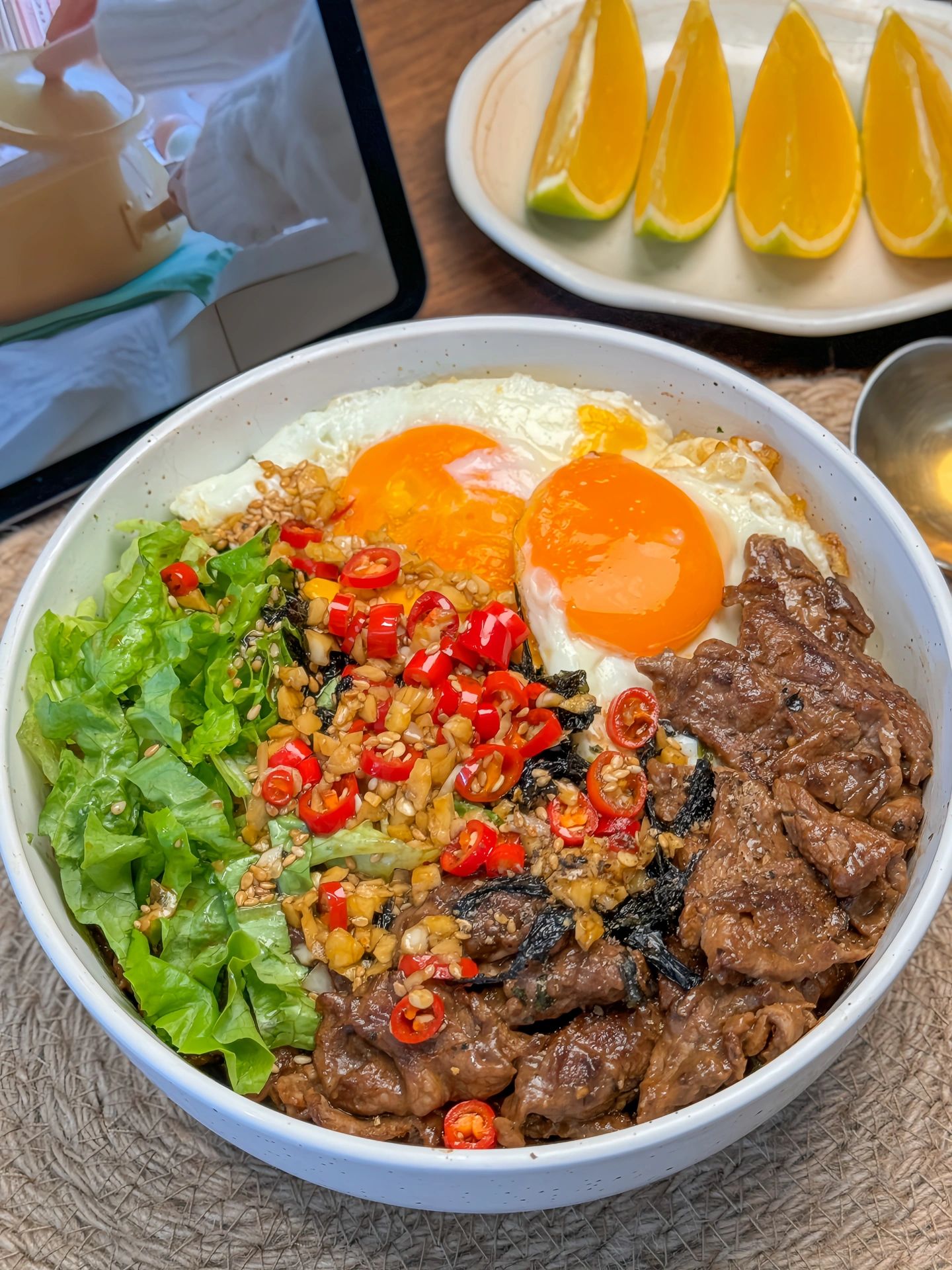 呜呜呜...生菜牛肉拌饭我怎么才吃到啊！！