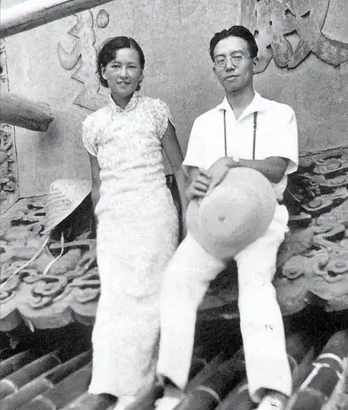 清华大学百年校庆那年，高晓松接了个任务：写个剧本，拍一部关于林徽因的电影。他写完