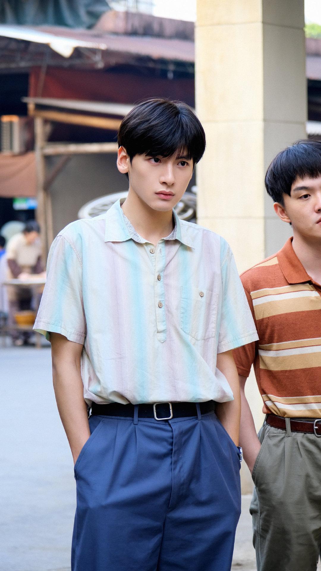 你是周诚还是翟潇闻 从荧幕角色到现实本人，翟潇闻都足够亮眼，周诚的温柔细腻，被他