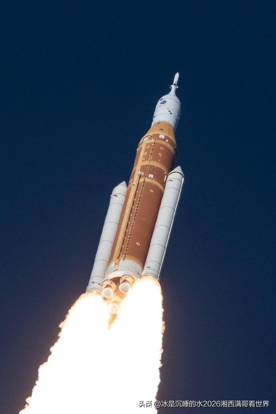 美国东部时间4月1日傍晚，NASA的新一代登月火箭“太空发射系统”成功从佛罗里达