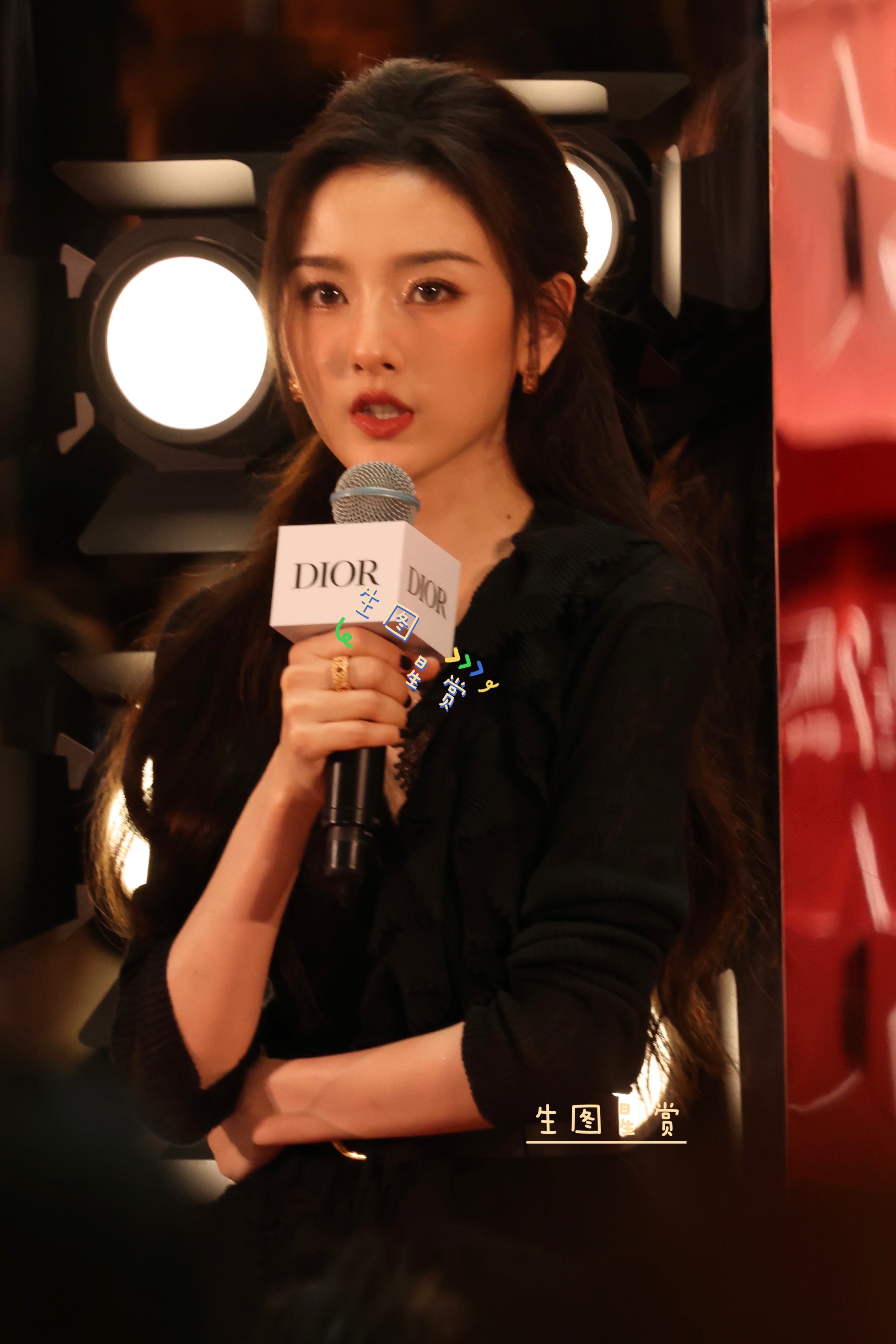 来自南京拍出的祖儿美照，千金风小公主👸🏻✨宋祖儿南京宋祖儿[超话] ​​​