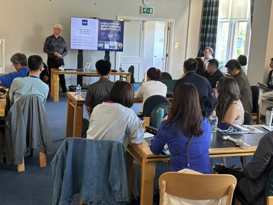 来上牛津总裁班了，链接一些圈层资源~