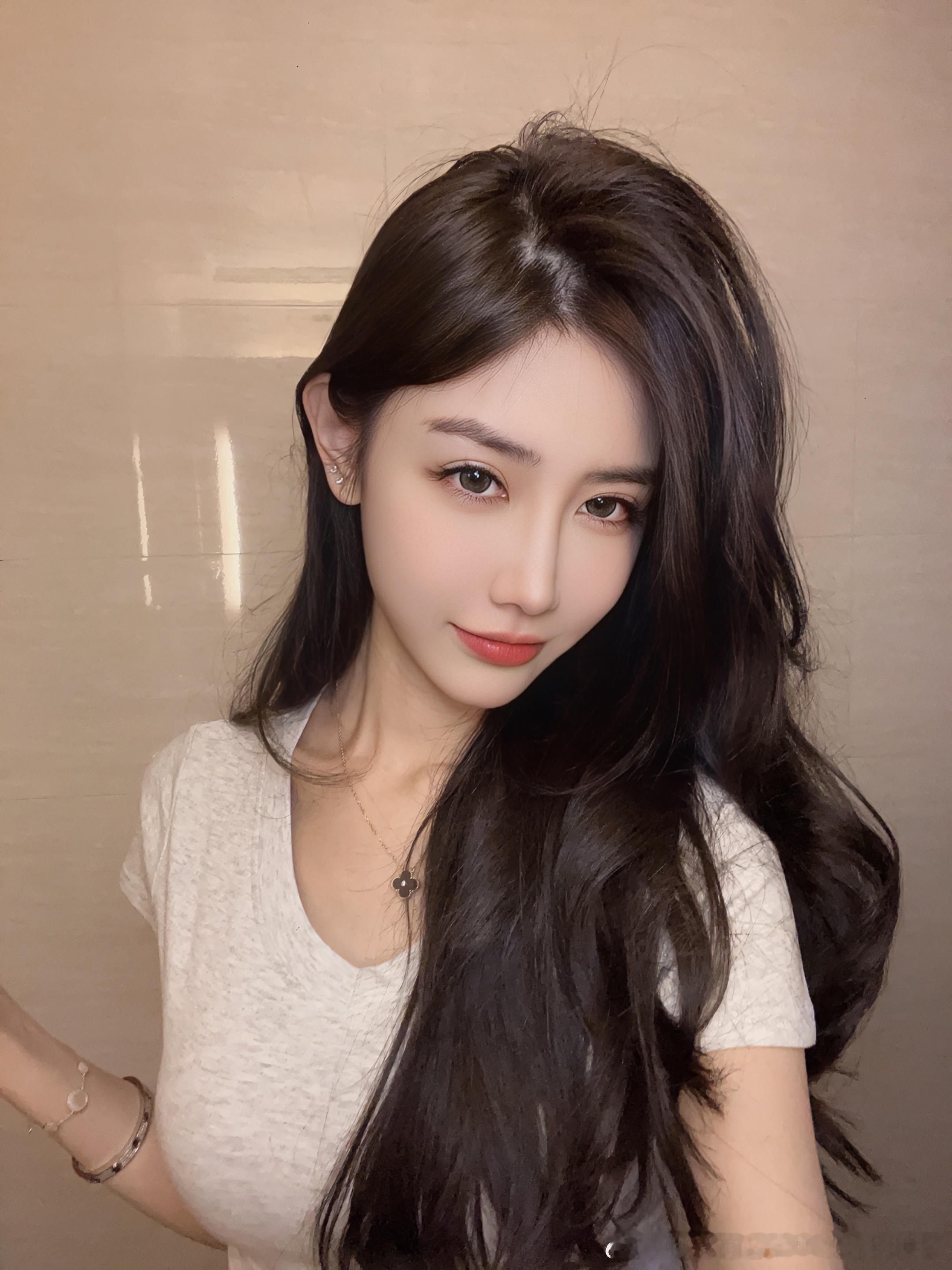 所有事情都没做 但是可以再摸一下鱼 发发自拍什么的 ​​​