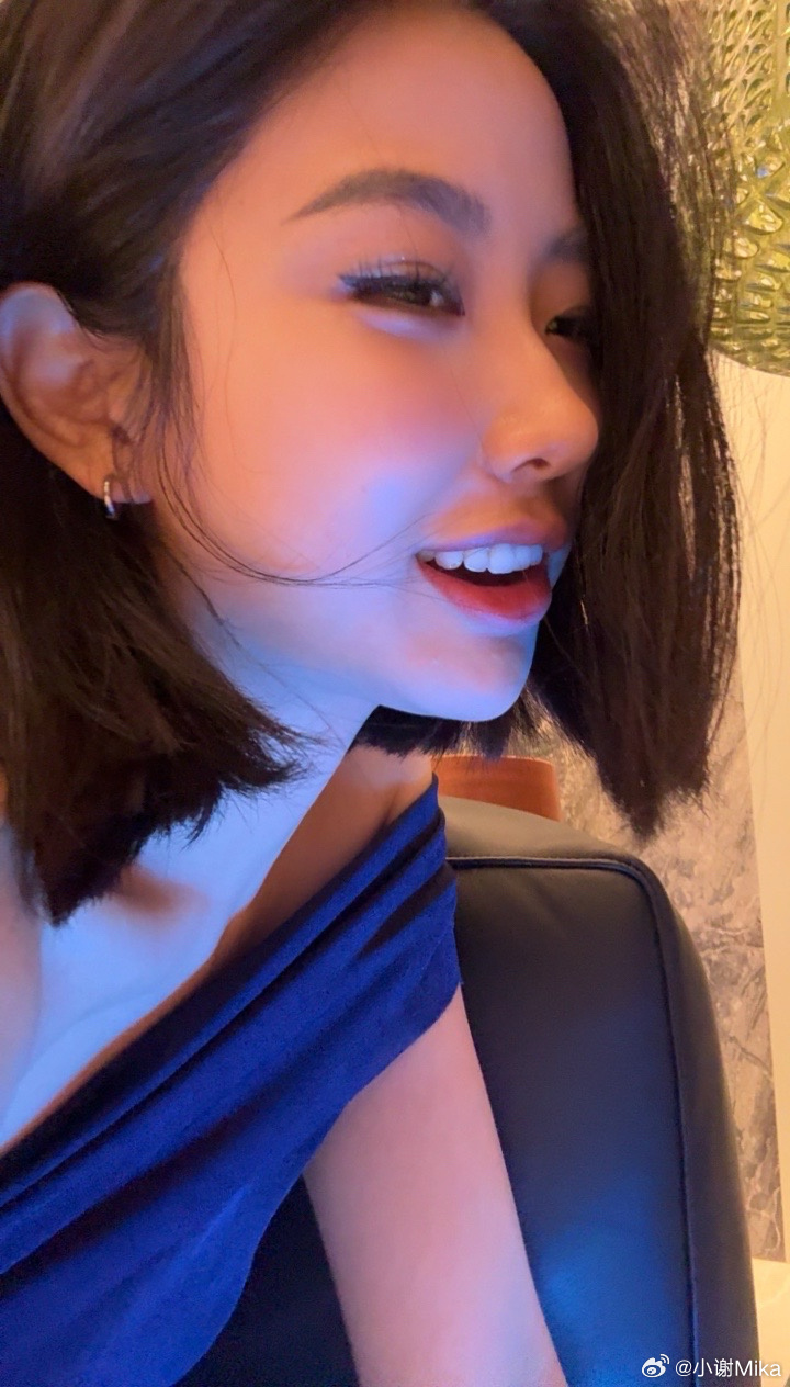 这组ins 火了 微博也发一下短发露～ ​​​