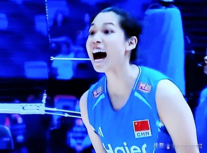 中国女排1-3不敌多米尼加女排，遭遇香港站第二场失利！
 
 
北京时间7月11