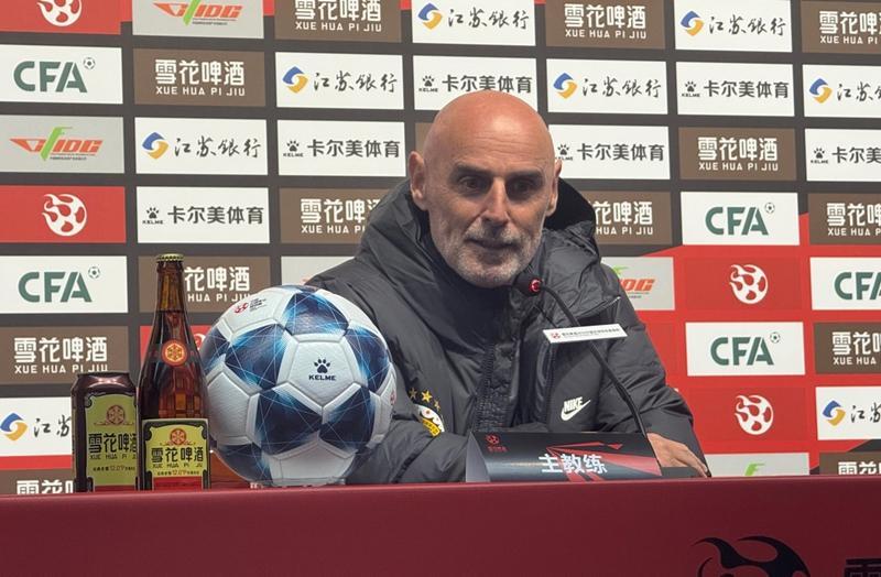 穆斯卡特表示本轮积分要回正！言外之意要拿下大连英博了！因为海港目前-2分！如果回