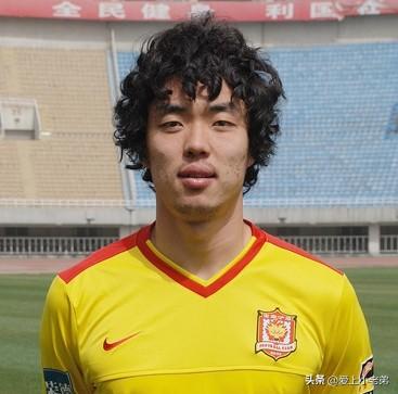 赵旭日因朱广沪加盟陕西队，曾拒绝许老板一次，但没拒绝第二次
2009年初，大连实