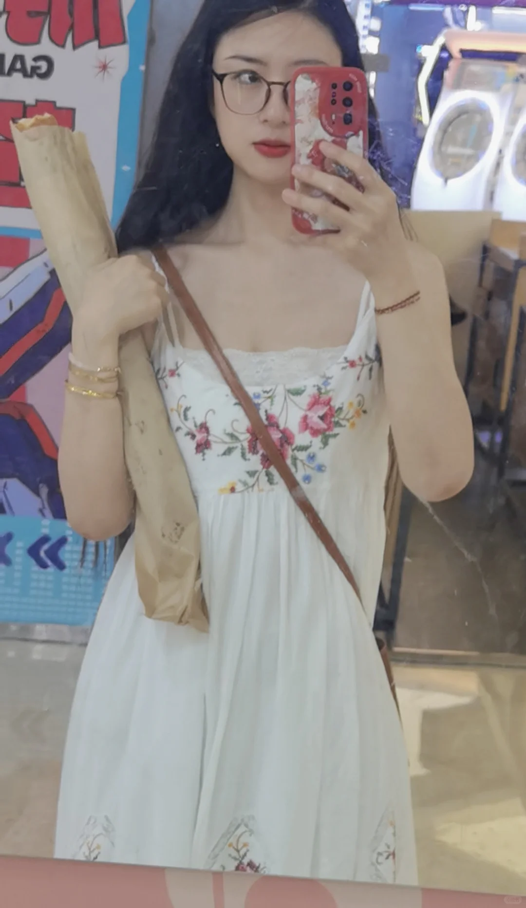 这个月要交稿，没时间做新裙子了