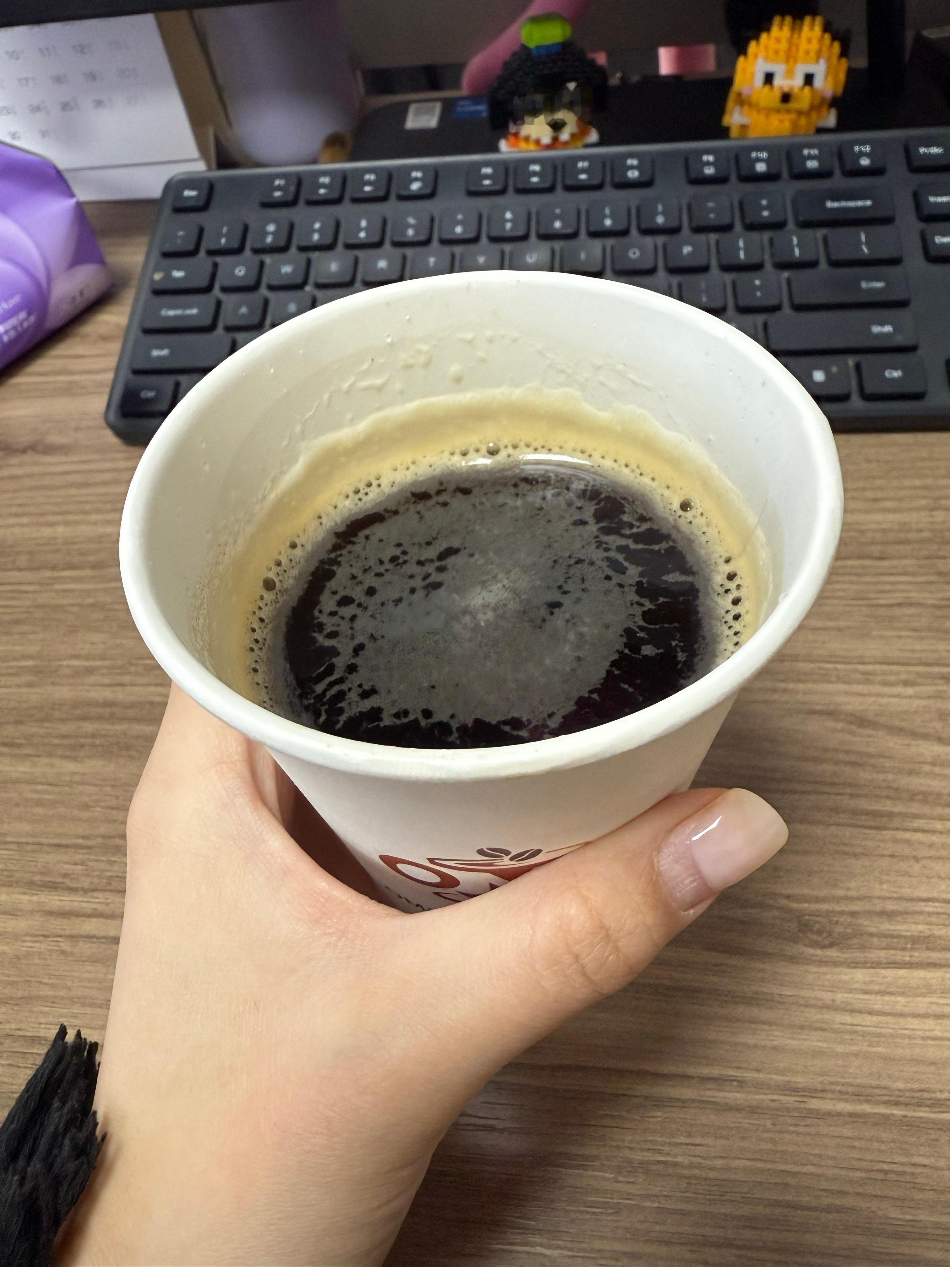 是谁七点多就开始工作了呀