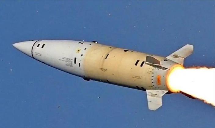 既然美国敢做初一，那中国必然会做十五。你卖武器给台湾，那我们就卖武器给那些反对美