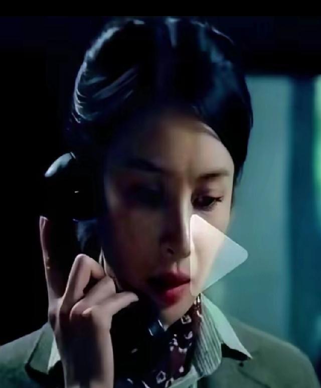 白菜涨价暗藏军事坐标？

这些日常对话竟是情报暗号！

你能想象吗？

菜市场大