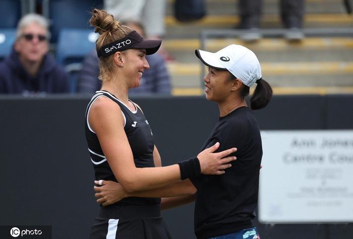 🟠WTA500斯特拉堡女单资格赛首轮✅🇨🇳张帅6-4/6-2击败🇧🇷玛