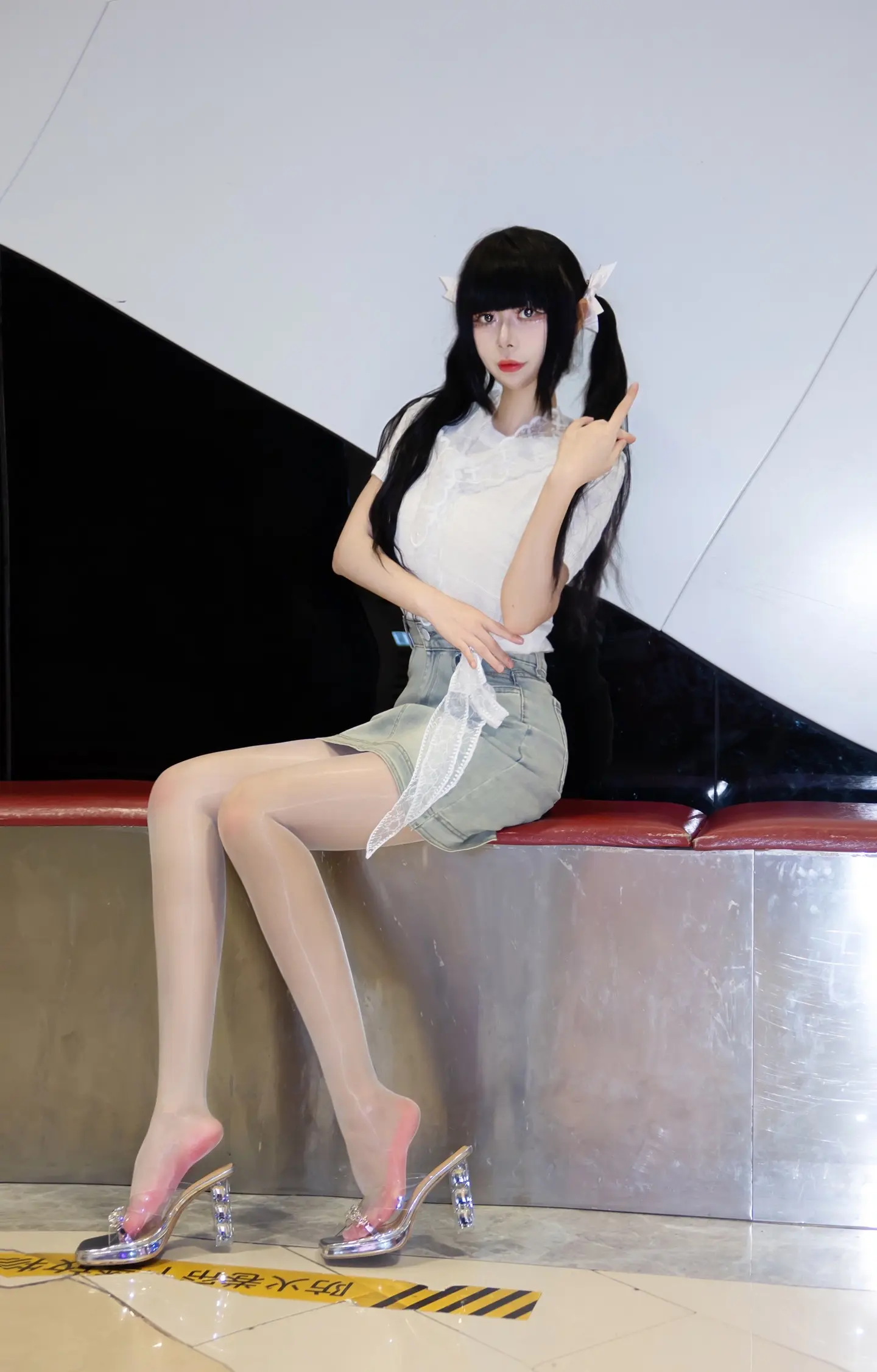 天气好热 想往你冰冷的心里挤一挤 ꒦ິ^꒦ິ