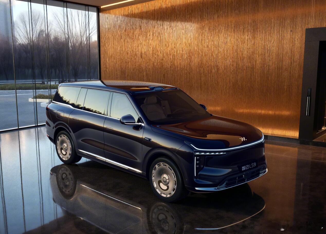 大型豪华SUV市场，现在也是竞争非常激烈了，智己LS9给出的价格区间是35万元左