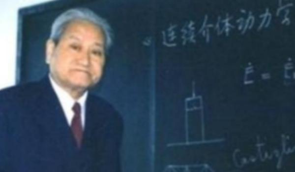 三峡大坝修建之前，我国清华大学教授黄万里，曾多次表示不能修建大坝，却遭到了拒绝，