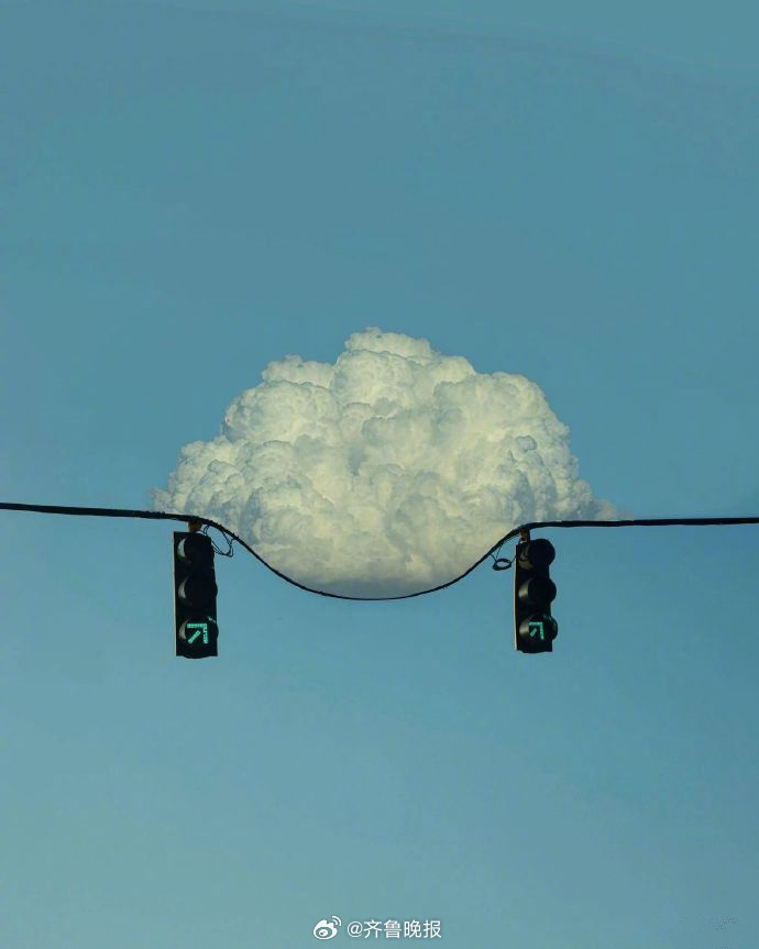 在奔波的生活里，捉住一个温柔的梦。#晚安#