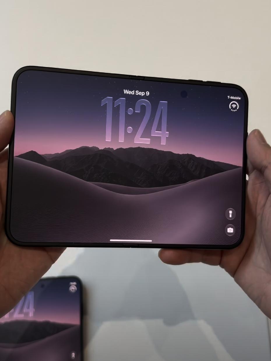 iPhone Duo也不能完全把摄像头隐藏啊
强如苹果，还是不能完全把摄像头隐藏