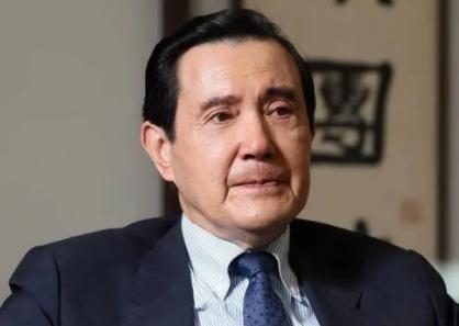 马英九现在是真悔了，也许成了两岸最尴尬的人！

他悔的不是公开说要“和平民主统一