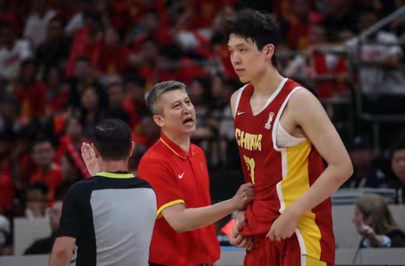 中国男篮挑战黎巴嫩，赛前收三大好消息，郭士强要带队起飞

就在今天晚上，中国男篮