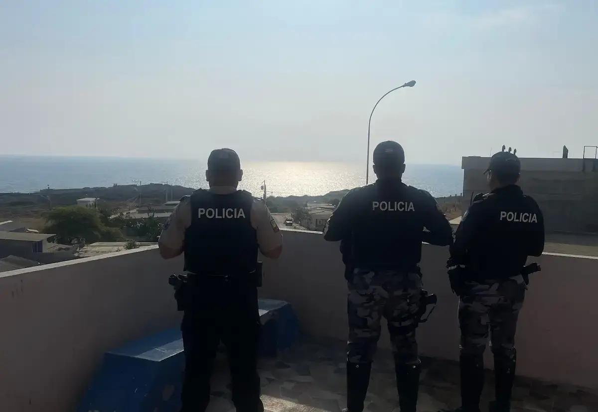 快讯！
《华盛顿邮报》突然宣布了。

该报披露，美国军方10月16日在东太平洋击