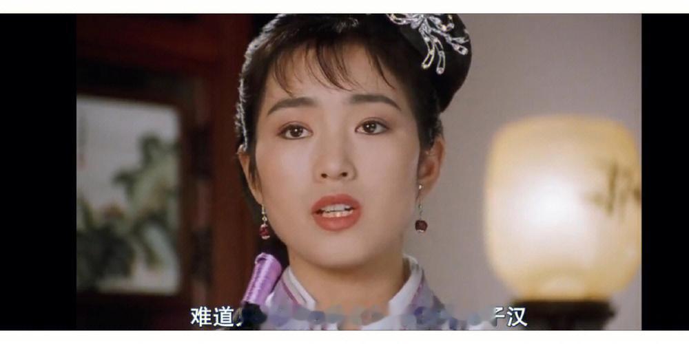 自己与自己的对话——
主客皆一人。
客：来头条几年了？
主：不知道。疫情前就开始