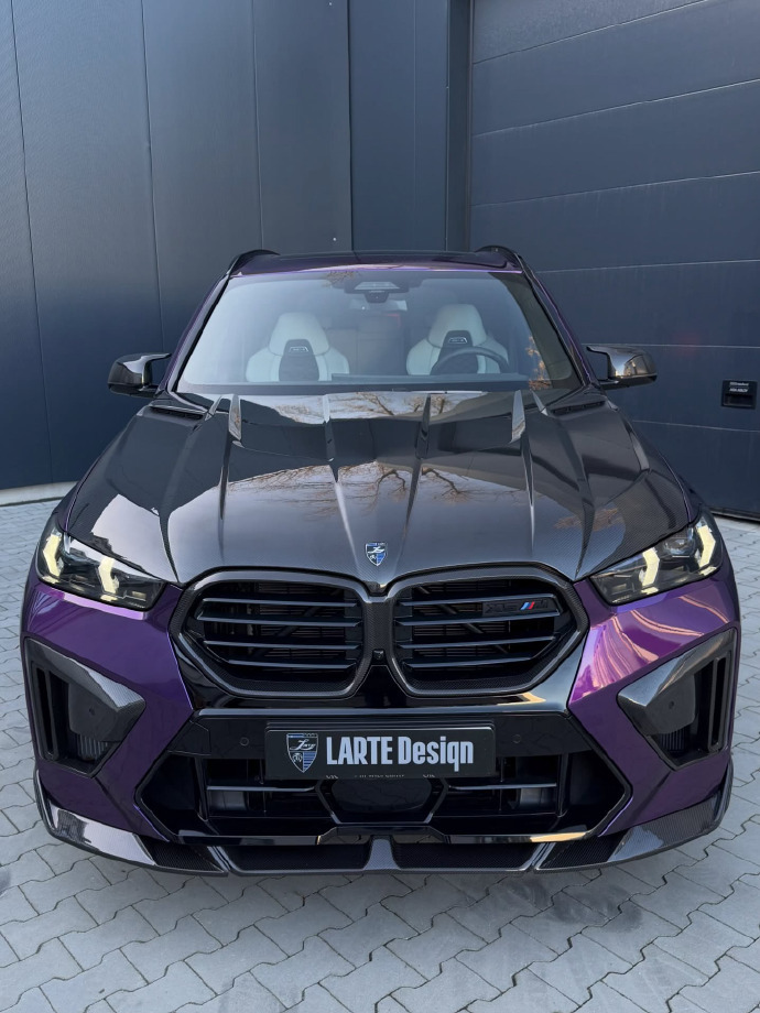 LARTE 设计宝马 X5M 竞赛版碳纤维套件 碳纤维架构让原本的设计更加犀利：