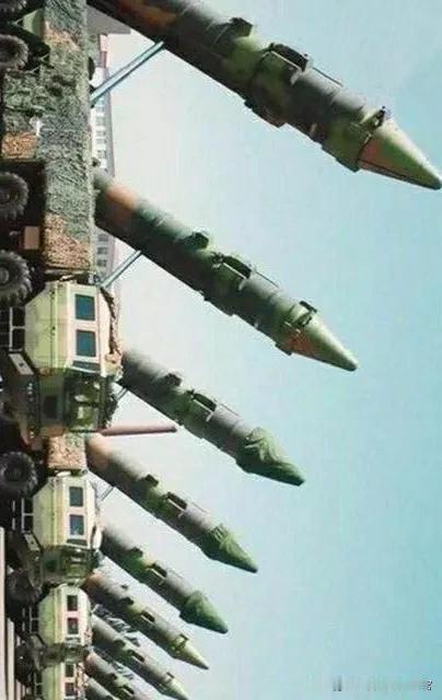 突然间周边国都与中国好了！

这个事情不可思议：三哥在边界撤军了、东盟国与我们签