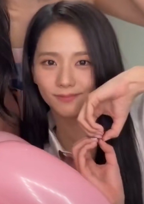 8️⃣月快乐 